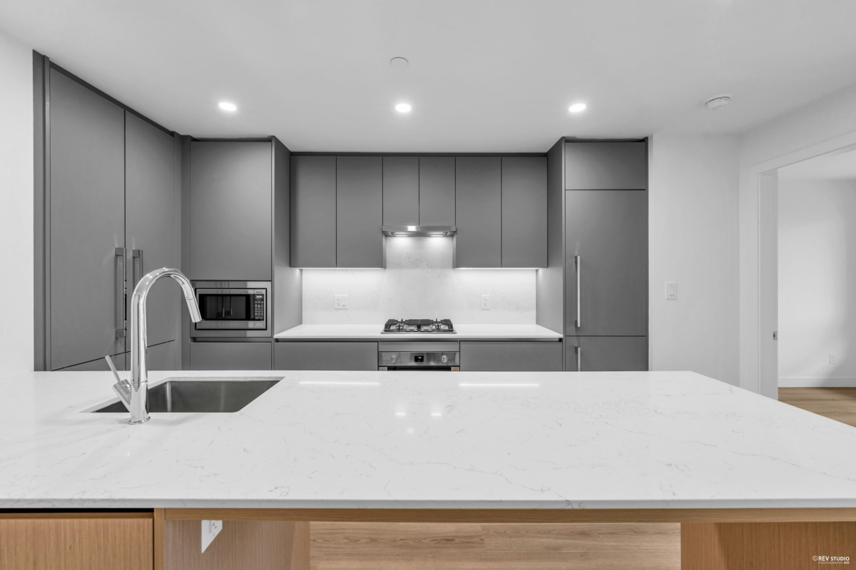 Mudroom Photo of 405 7977 Lansdowne Road, Richmond, BC