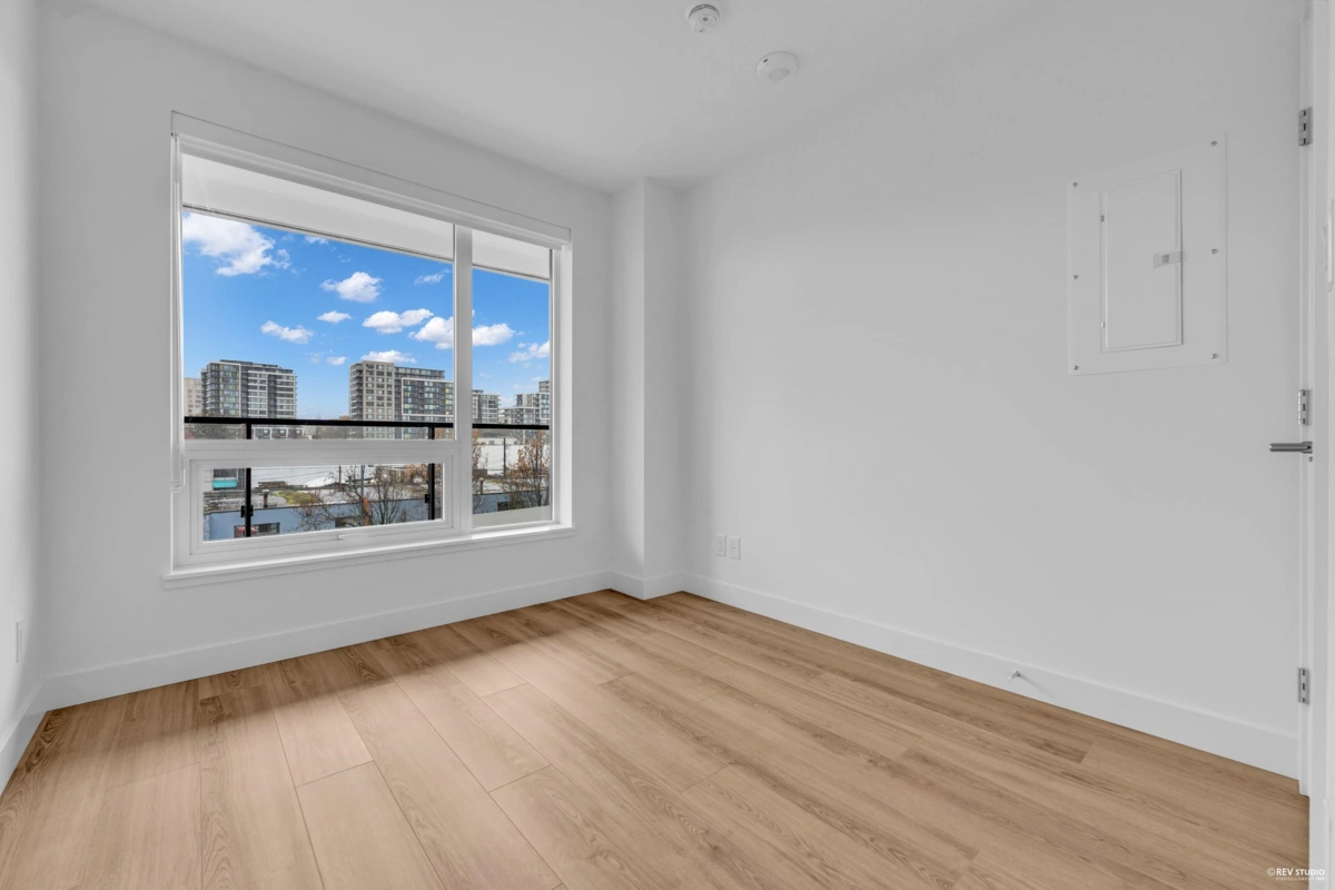 Powder Room Photo of 405 7977 Lansdowne Road, Richmond, BC