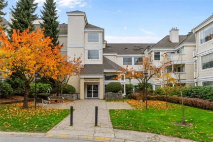 406 6820 Rumble Street, Burnaby, BC, Burnaby — Apartment/Condo for sale