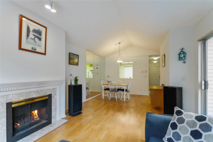 406 6820 Rumble Street, Burnaby, BC, Burnaby — Apartment/Condo for sale