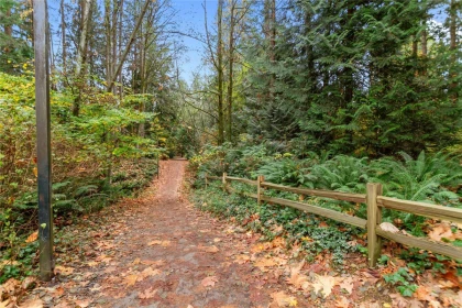 Mudroom Photo of 406 6820 Rumble Street, Burnaby, BC