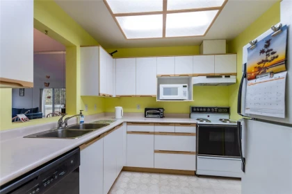 Pantry Photo of 406 6820 Rumble Street, Burnaby, BC