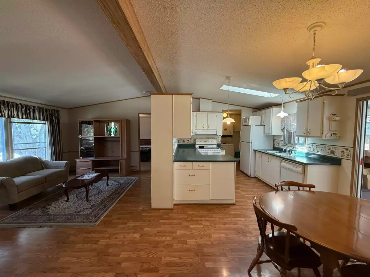 Kitchen Photo of 29 4116 Browning Road, Sechelt, BC