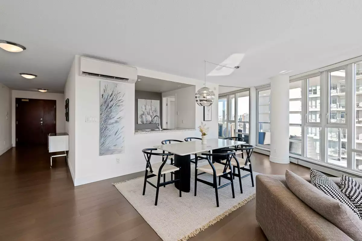 Kitchen Island Photo of 1202 1383 Marinaside Crescent, Vancouver, BC