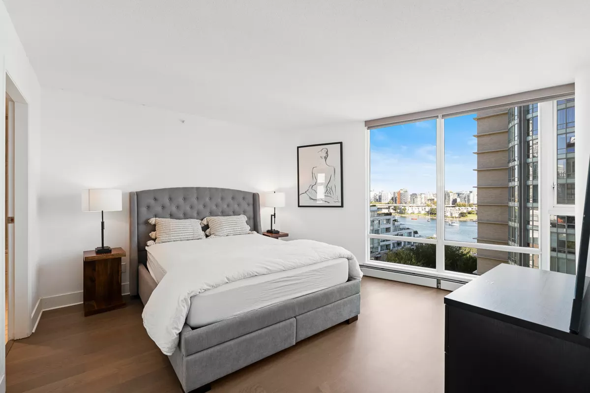 Walk-In Closet Photo of 1202 1383 Marinaside Crescent, Vancouver, BC