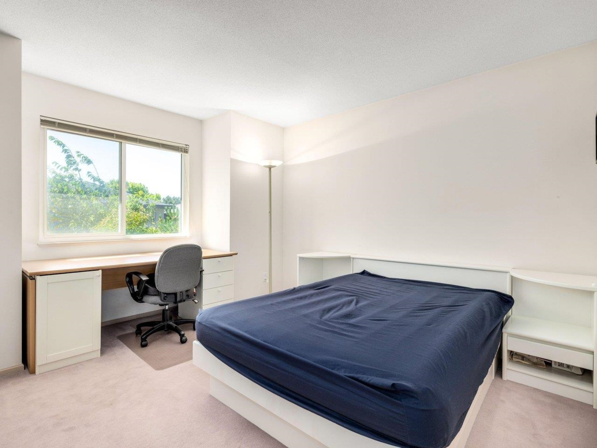 Outdoor Deck Photo of 3340 River Road, Richmond, BC