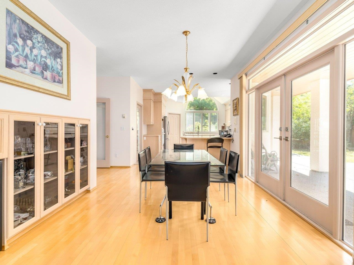 Walk-In Closet Photo of 3340 River Road, Richmond, BC