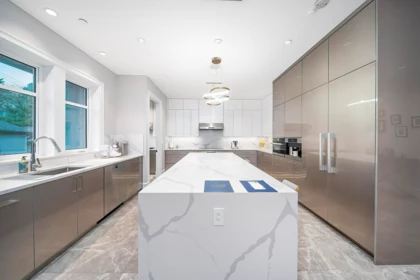 Guest Bathroom Photo of 1 4085 W 41st Avenue, Vancouver, BC