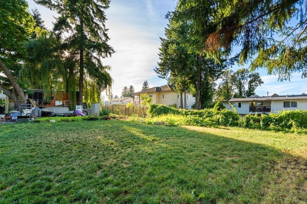 Walk-In Closet Photo of 13115 107a Avenue, Surrey, BC