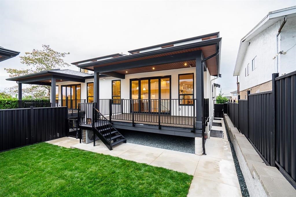 Hallway Photo of 5183 Booth Avenue, Burnaby, BC