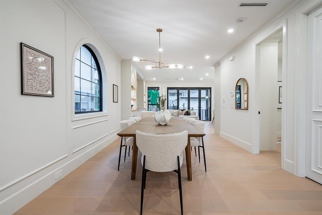 Kitchen Island Photo of 5183 Booth Avenue, Burnaby, BC