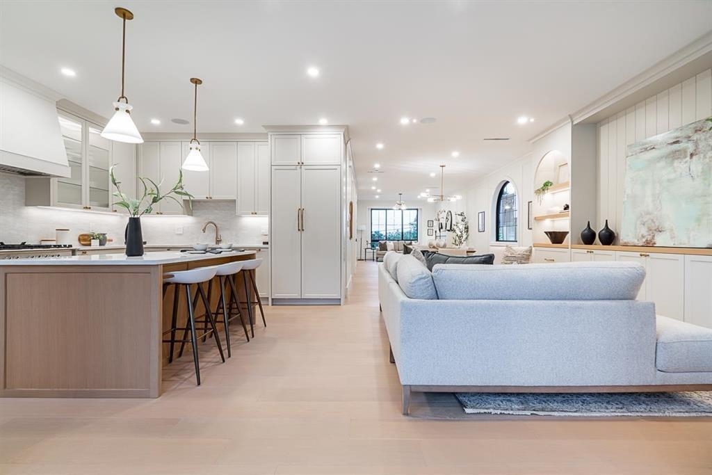 Walk-In Closet Photo of 5183 Booth Avenue, Burnaby, BC