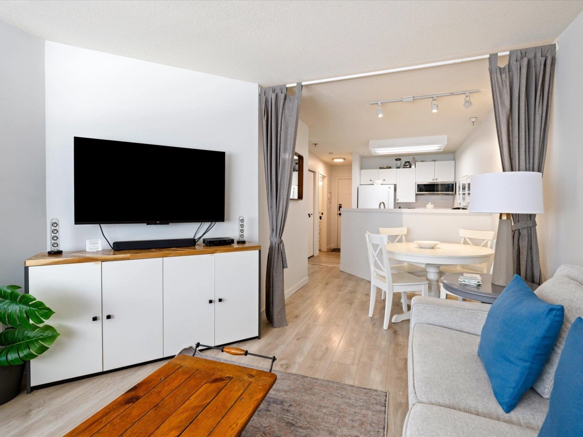 Kitchen Photo of 253 4340 Lorimer Road, Whistler, BC