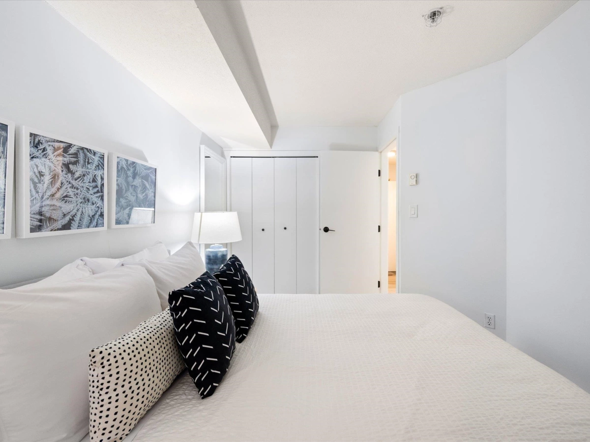 Walk-In Closet Photo of 253 4340 Lorimer Road, Whistler, BC