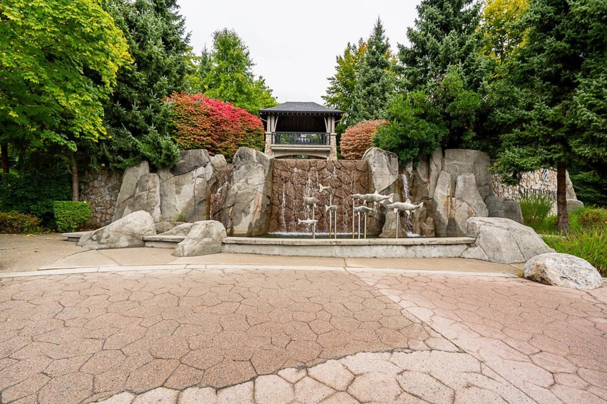 Backyard Photo of 211 2958 Silver Springs Boulevard, Coquitlam, BC