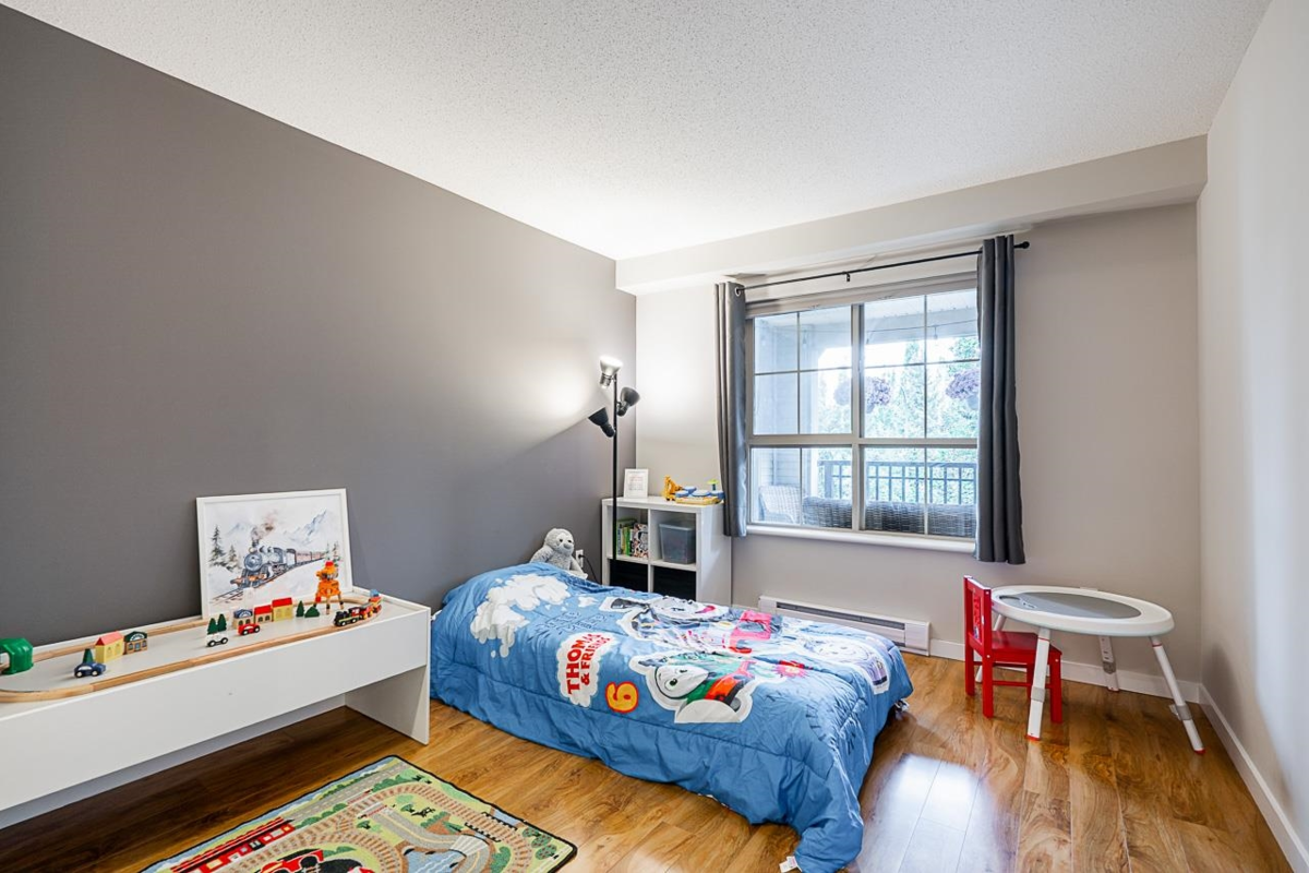 Guest Bathroom Photo of 211 2958 Silver Springs Boulevard, Coquitlam, BC