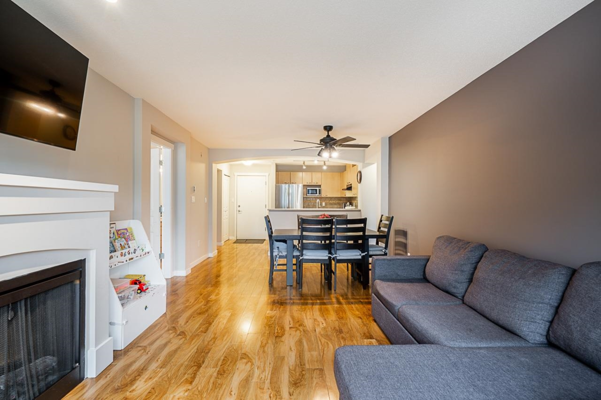 Kitchen Island Photo of 211 2958 Silver Springs Boulevard, Coquitlam, BC