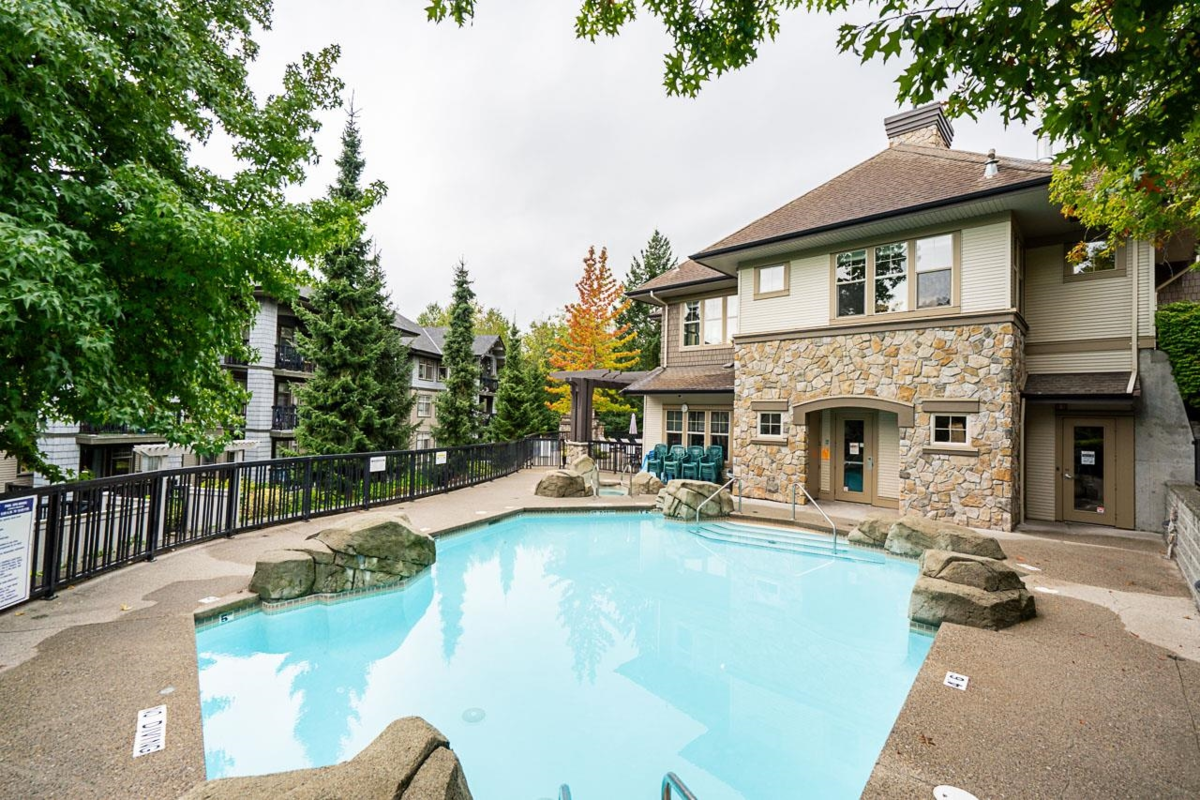 Mudroom Photo of 211 2958 Silver Springs Boulevard, Coquitlam, BC