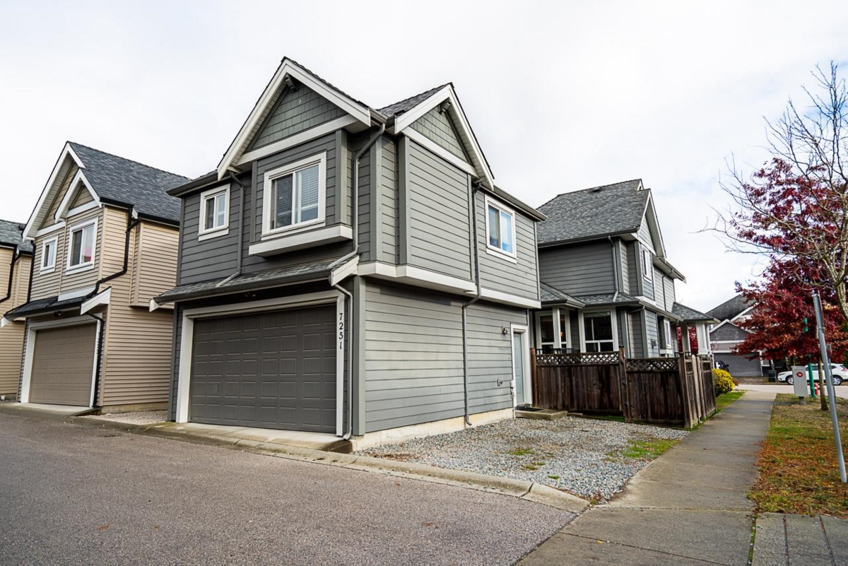 Community Amenities Photo (Clubhouse) of 7251 196 Street, Surrey, BC