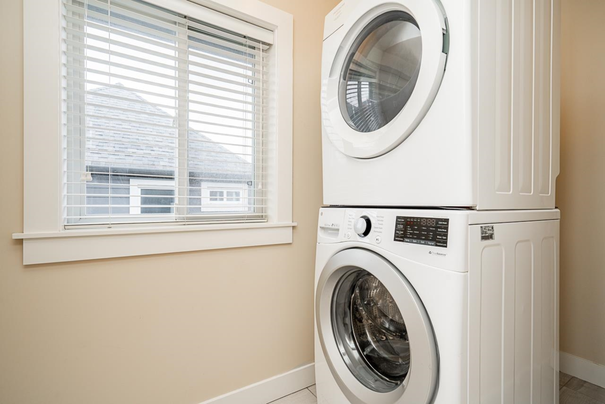Laundry Room Photo of 7251 196 Street, Surrey, BC
