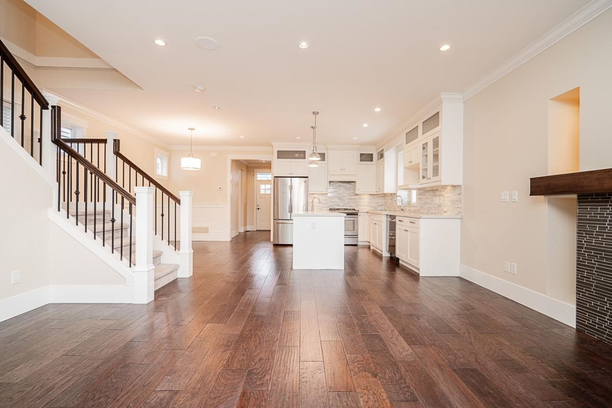 Primary Bathroom Photo of 7251 196 Street, Surrey, BC
