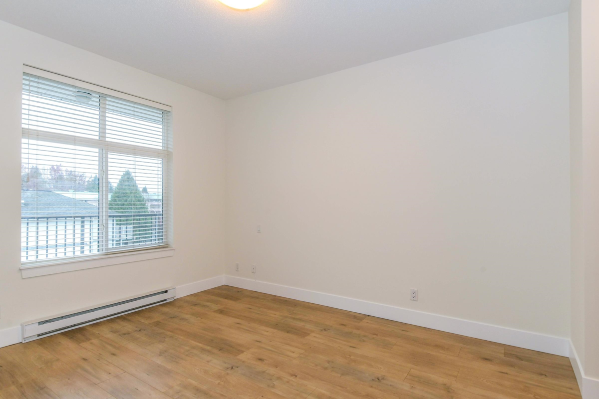 Bedroom 4 Photo of 411 33255 Old Yale Road, Abbotsford, BC
