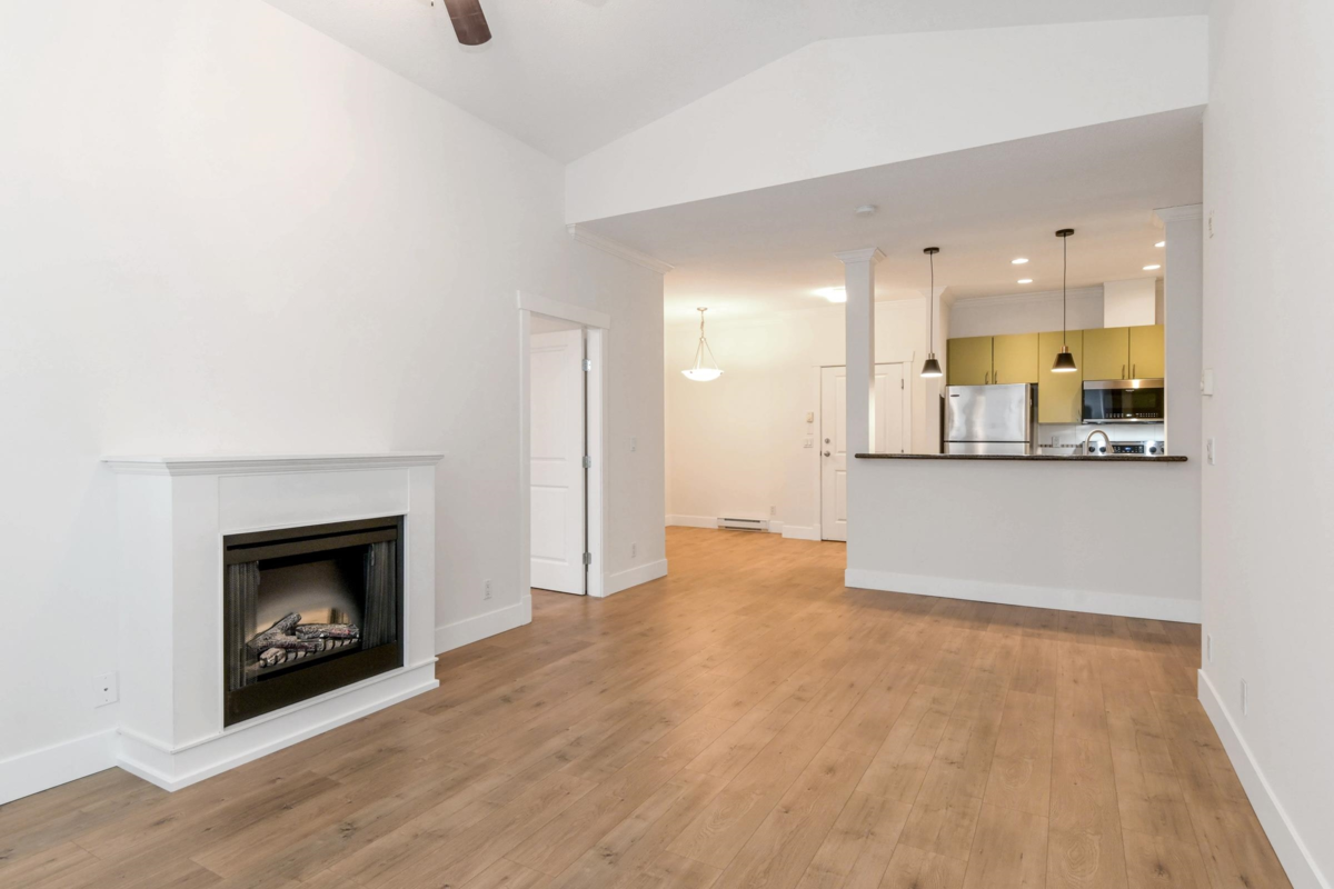 Breakfast Nook Photo of 411 33255 Old Yale Road, Abbotsford, BC