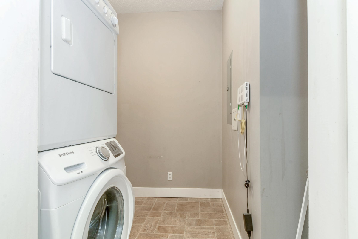 Laundry Room Photo of 411 33255 Old Yale Road, Abbotsford, BC