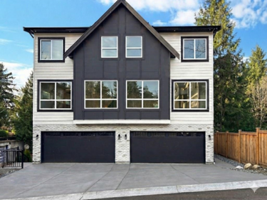 Front exterior of 3 2531 Park Drive, Abbotsford, BC