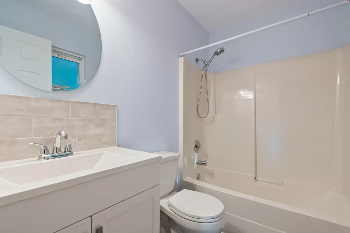 Laundry Room Photo of 5610 Janis Street, Chilliwack, BC