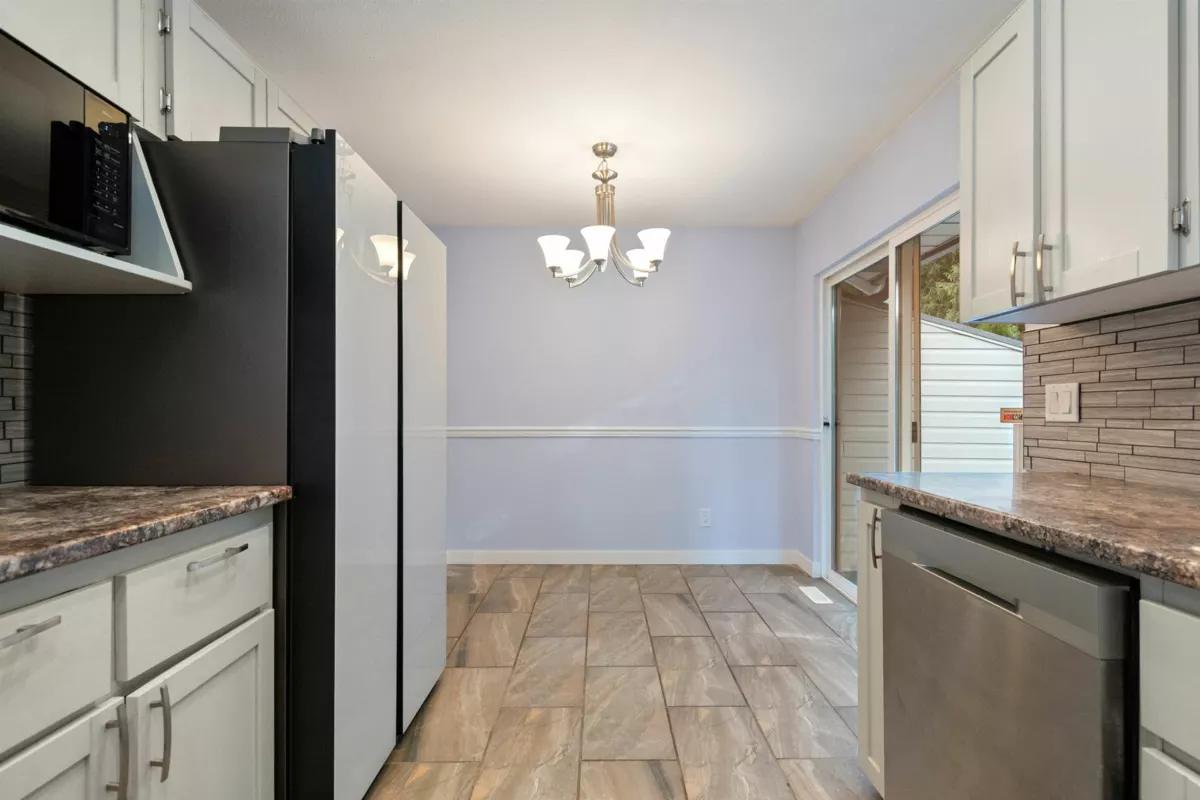 Walk-In Closet Photo of 5610 Janis Street, Chilliwack, BC