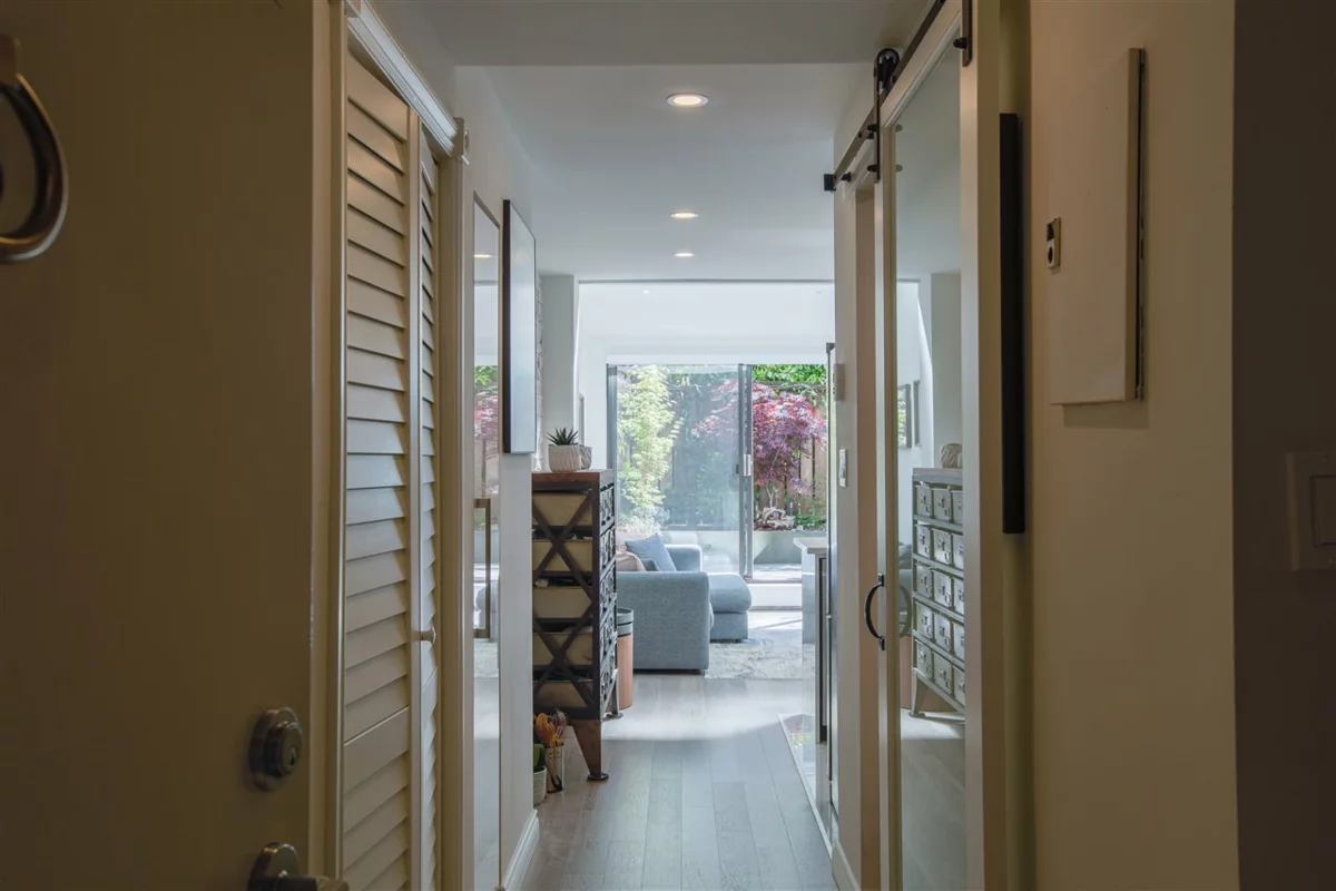 Bedroom 2 Photo of 106 1745 Esquimalt Avenue, West Vancouver, BC