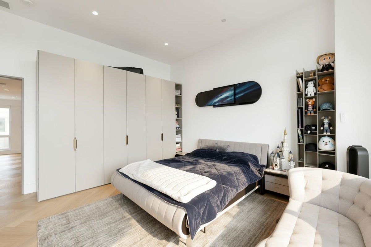 Primary Bedroom Photo of 107 323 Jervis Street, Vancouver, BC