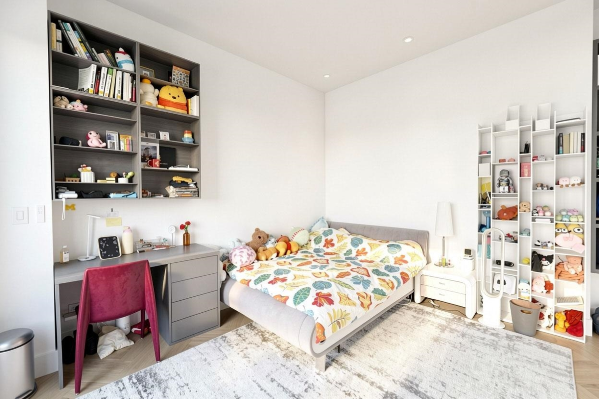 Walk-In Closet Photo of 107 323 Jervis Street, Vancouver, BC