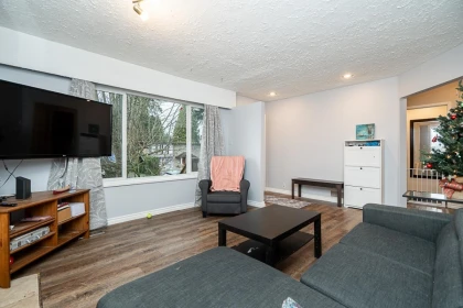 Kitchen Island Photo of 3676 Inverness Street, Port Coquitlam, BC
