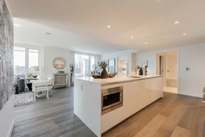 Guest Bathroom Photo of 2109 1111 Richards Street, Vancouver, BC