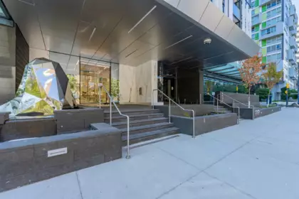 2109 1111 Richards Street, Vancouver, BC
