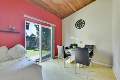 Kitchen Island Photo of 7390 129 Street, Surrey, BC