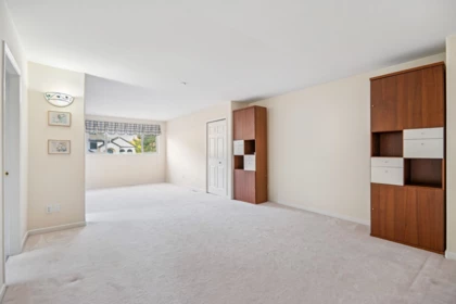 Mudroom Photo of 8340 Lunen Road, Richmond, BC