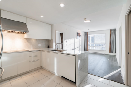 Kitchen Photo of PH1 6033 Gray Avenue, Vancouver, BC