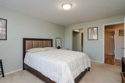 Bedroom 3 Photo of 204 1369 George Street, White Rock, BC