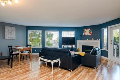204 1369 George Street, White Rock, BC, White Rock — Apartment/Condo for sale