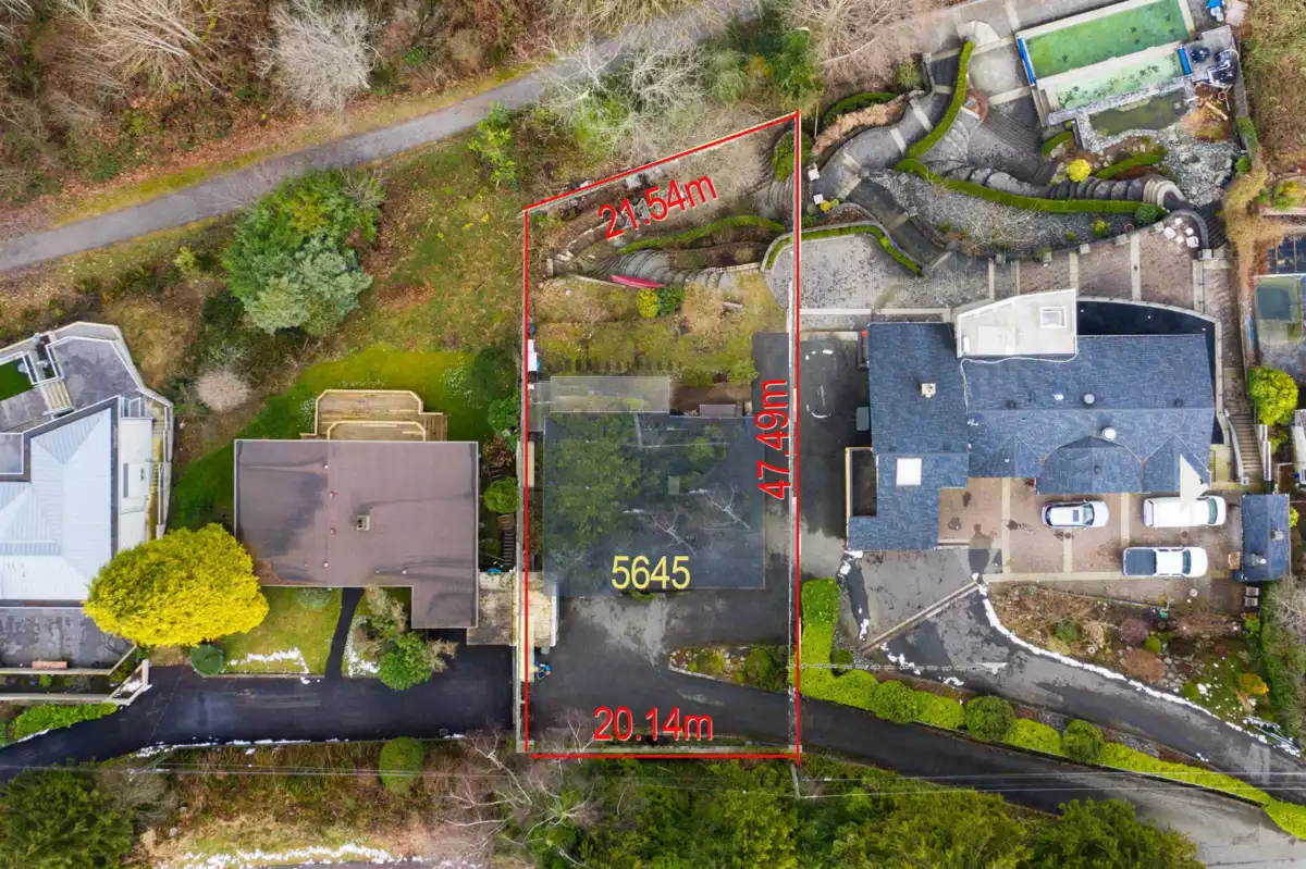 Loft / Bonus Room Photo of 5645 Highfield Drive, Burnaby, BC