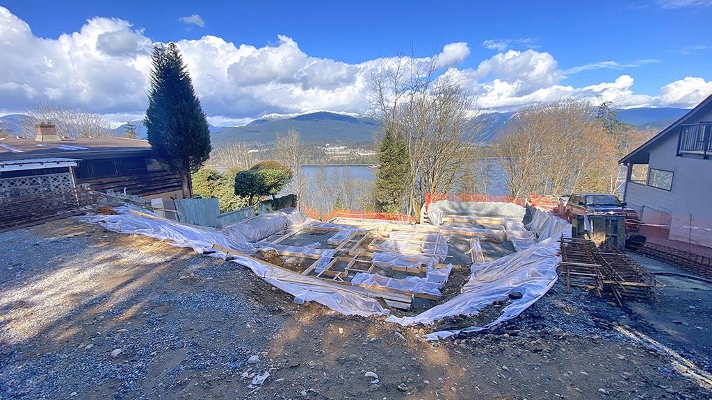 Walk-In Closet Photo of 5645 Highfield Drive, Burnaby, BC
