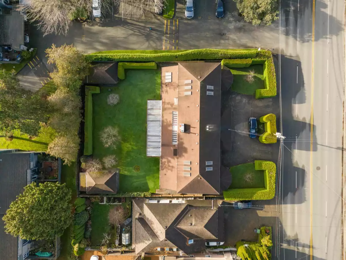 Garage Interior Photo of 4360 Steveston Highway, Richmond, BC