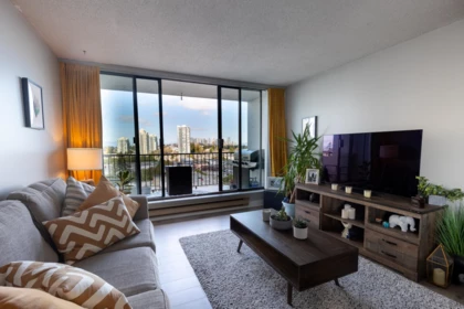 1404 7235 Salisbury Avenue, Burnaby, BC, Burnaby — Apartment/Condo for sale