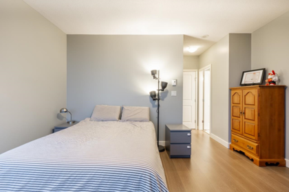 Office / Den Photo of 702 15 E Royal Avenue, New Westminster, BC