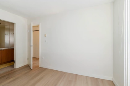 Guest Bathroom Photo of 1408 1288 W Georgia Street, Vancouver, BC