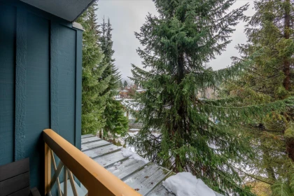 Breakfast Nook Photo of 1266 4308 Main Street, Whistler, BC