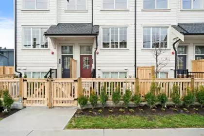 Outdoor Kitchen Photo of 254 720 Robinson Street, Coquitlam, BC